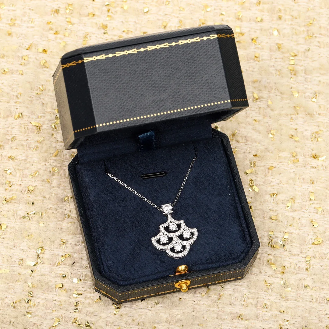

925 Golden Classic Fan shaped High quality Luxury Jewelry Women's Fashion Necklace Valentine's Day Anniversary Exquisite Gift