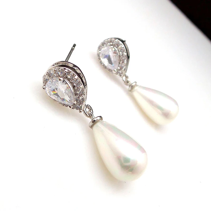 Huitan Water Drop Simulated Pearl Dangle Earrings for Women Luxury Fashion Lady's Ear Accessory Wedding Engagement Party Jewelry