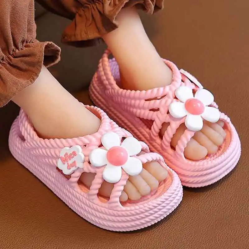 

2025 New Summer Girls' Sandals with 'Step-on-Poop' Comfort – Design Anti-Slip Soft-Sole Beach Shoes for Toddler & Little Girls