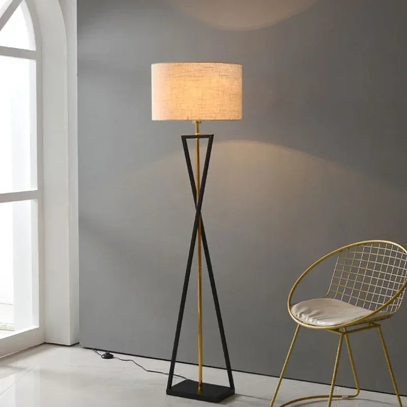 Modern Simple Creative Iron Stand Lamp Designer Home Corner Floor Lamp for Living Room Bedroom Decor Led Night Standing Lamps