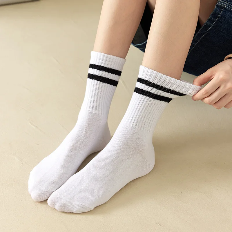 Simple Sports High Socks for Women Autumn Winter Mid-tube Stocking for Women Japanese Solid Color Pile Designer Ankle Socks