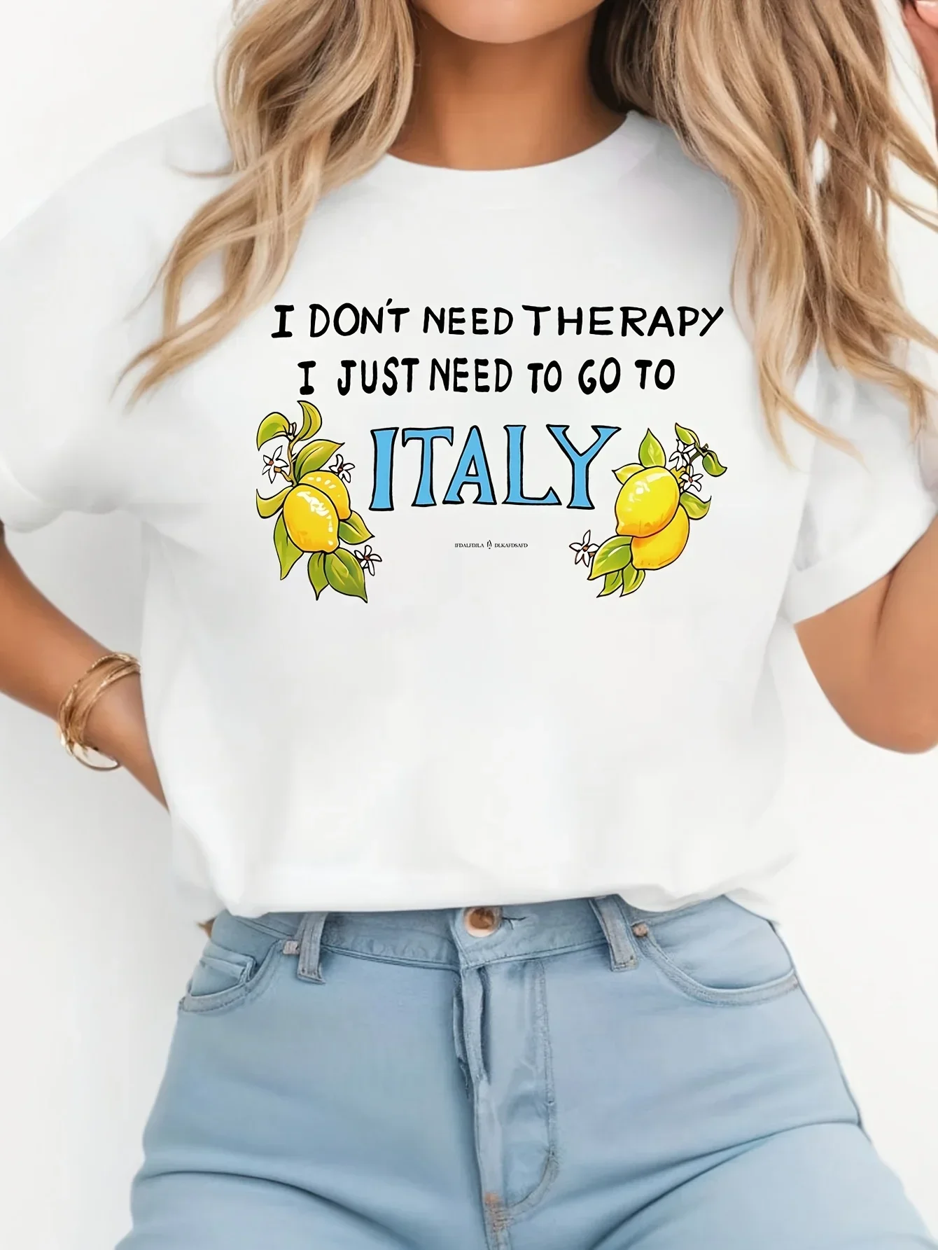 Lemon and Leaf Graphics Perfect for Italian Holidays and Gifts Women's T-Shirt Casual Round Neck Short Sleeve Top