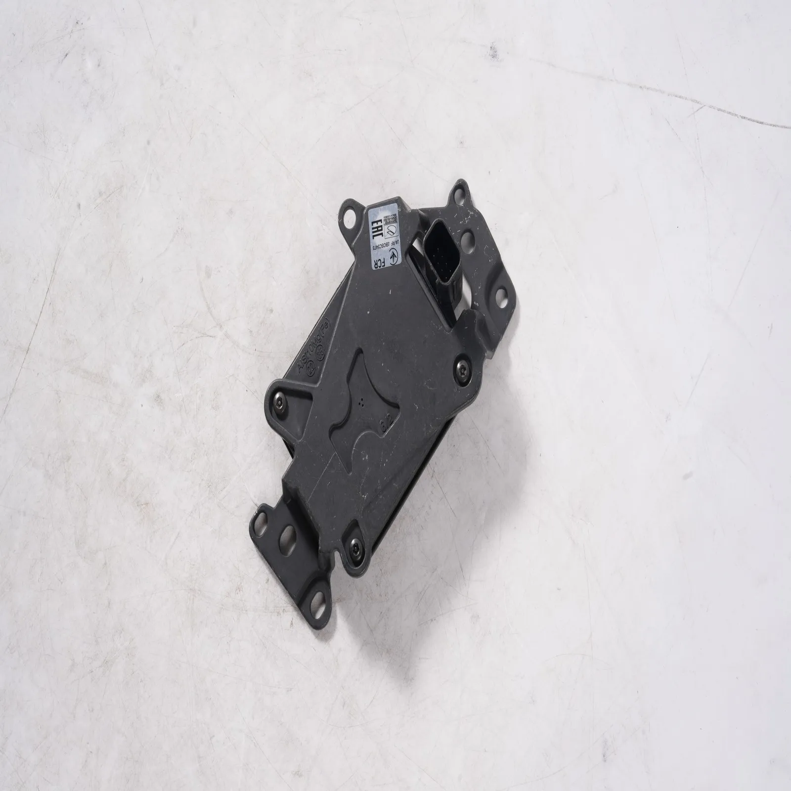 88210-04010 مستشعر الرادار الأمامي لـ Tacoma 2.7L 3.5L 2018-2022 مستشعر مثبت السرعة التكيفي 8821004010 #6