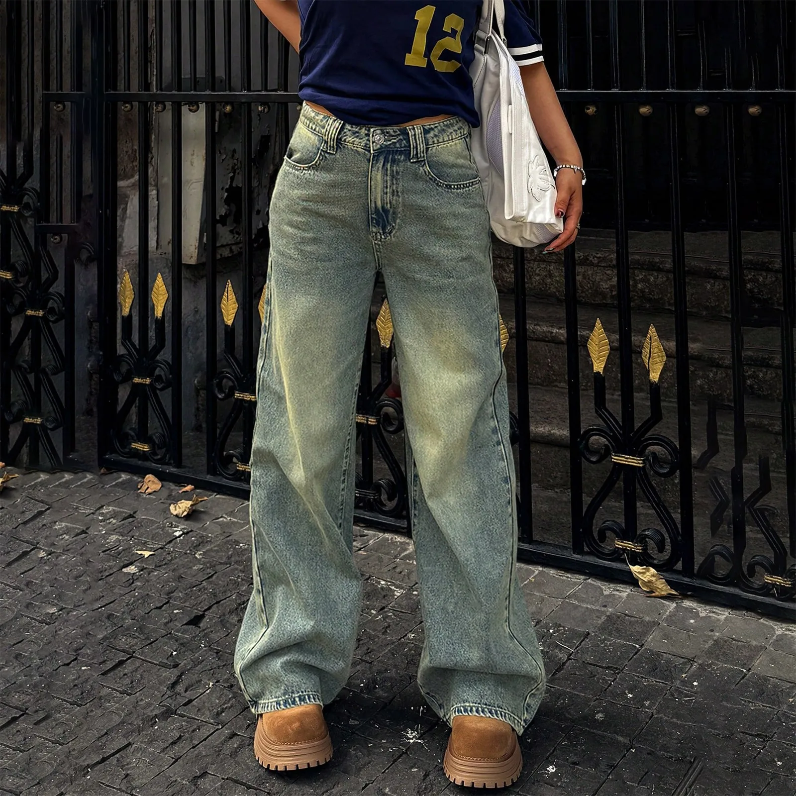 Women Stylish Straight Leg Jeans Loose Button Zipper Casual Street Style Denim Pants Fashion Retro Old Style Denim Trousers