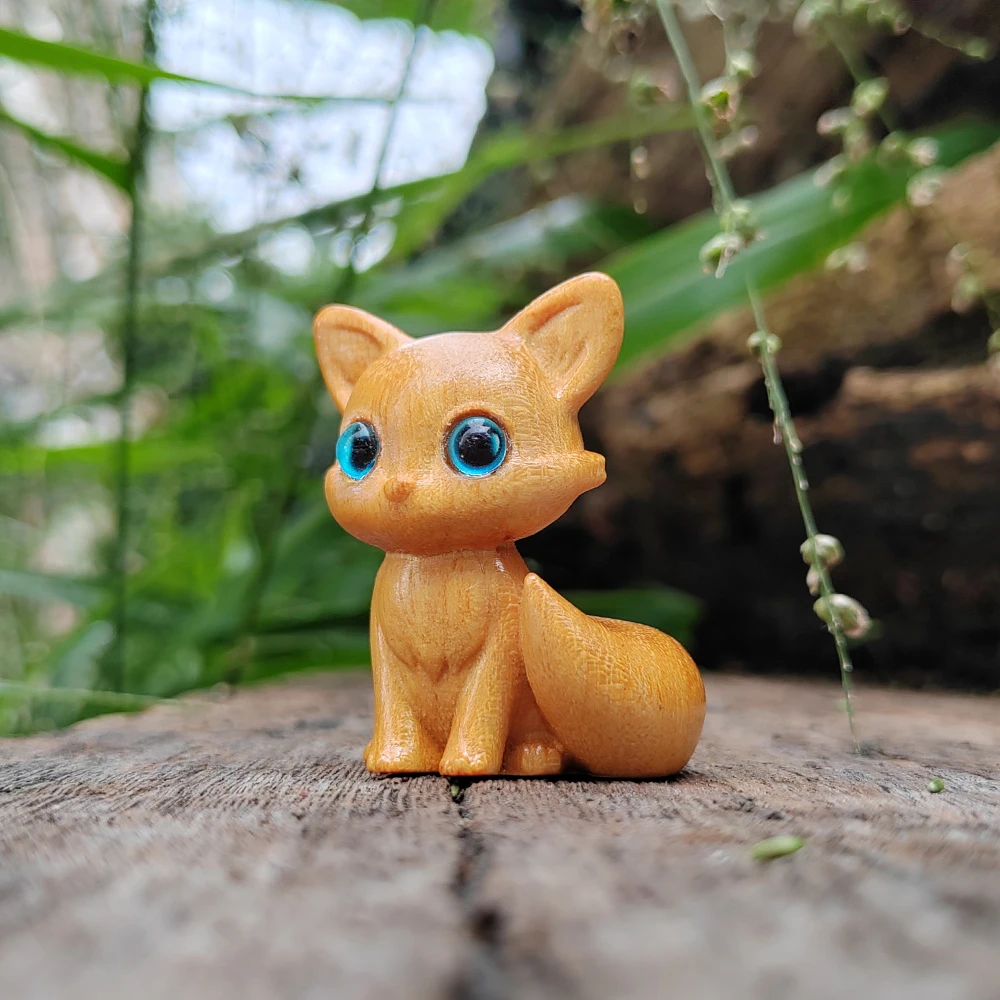 1.7inch Wooden Carved Fox Figurine Ornament, Hand-Carved, Cartoon Style, Animal Theme. Suitable for home decoration, Christmas decorations, housewarming gifts, birthday gifts, centerpiece decoration, fireplace, living room