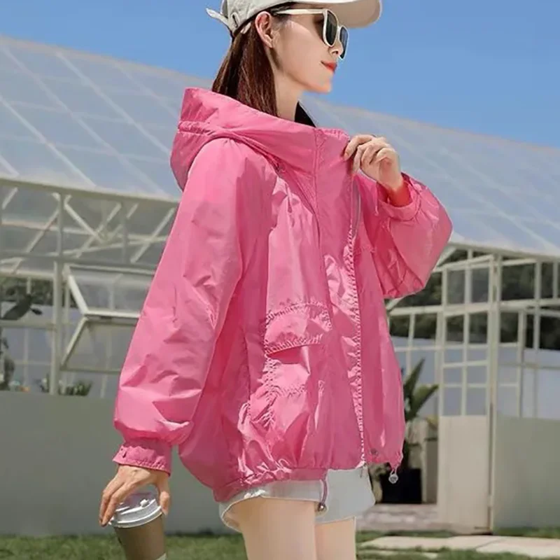 

Women's Sunscreen Clothing New 2025 Loose Korean Hooded Short Summer Jacket Breathable Casual Outdoor Thin Jacket Female Tops