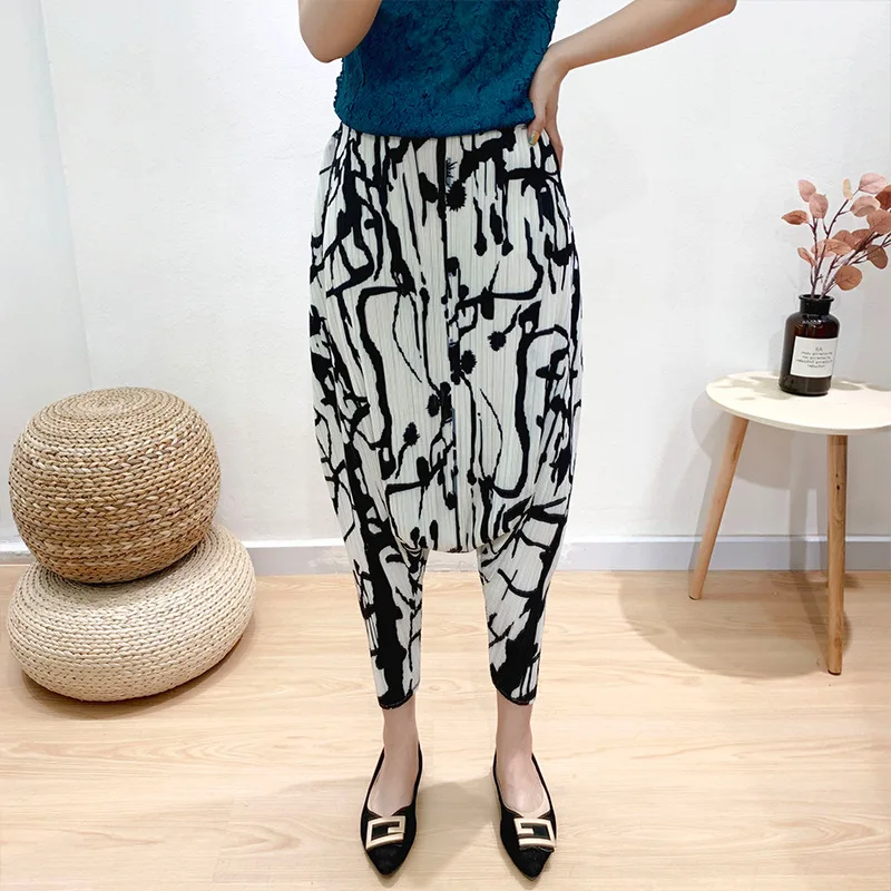 Miyake Women's Lantern Pants 2026 New Arrival Plus Size for Fat MM Slimming Pleated Turn-up Pants Loose Leisure Women's Pants