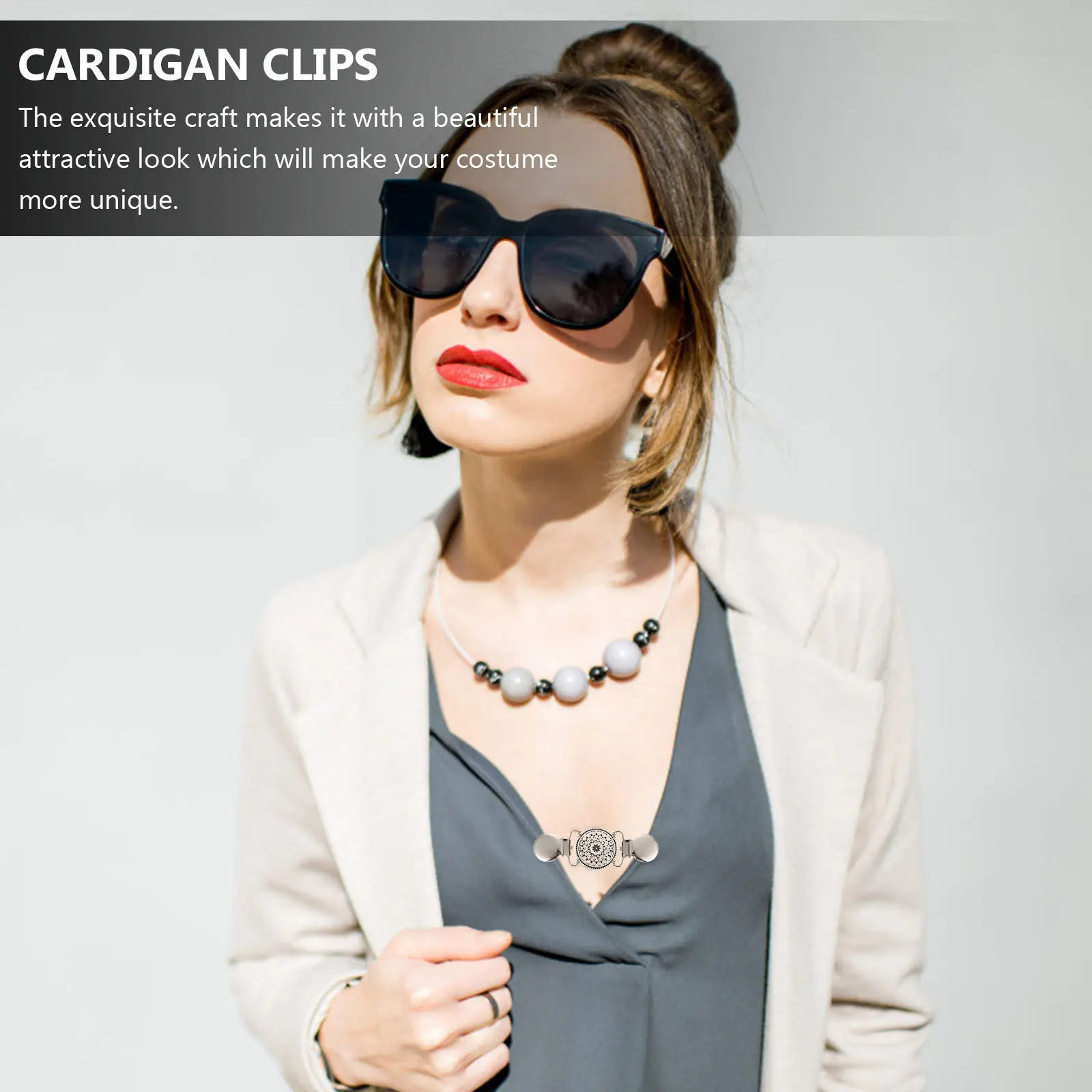 

2Pcs Stylish Vintage Cardigan Clips Zinc Alloy Anti-Rust Sweater Shawl Clips Elegant Daily Wear for Women Girls Scarf Collar