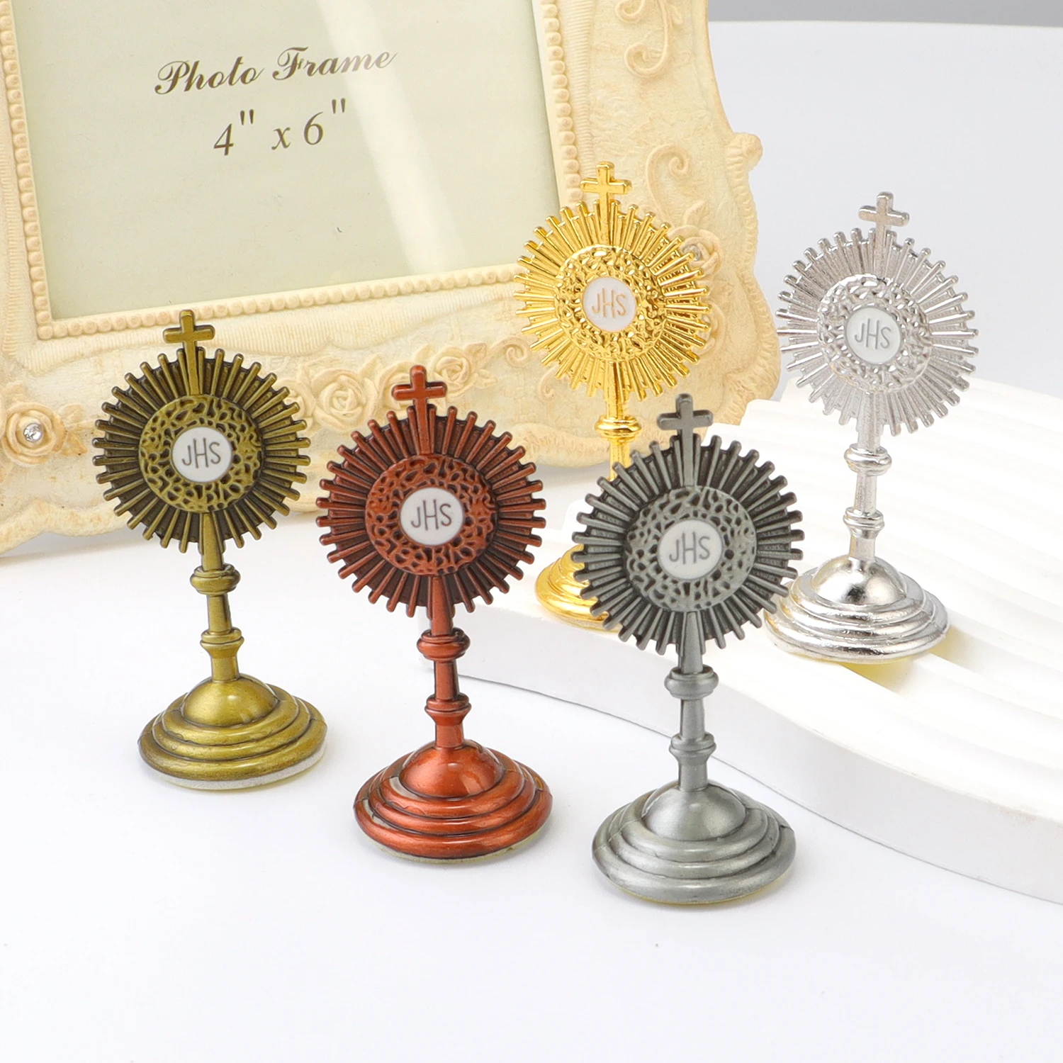 Estatua de comunión cristiana católica, Salvator de Jesús Hominum dorado, decoración de mesa para el hogar y la Oficina, estatuilla cruzada, regalo religioso