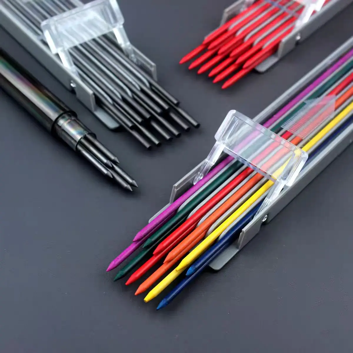 

12 шт./кор. цветные стержни свинца 2,0 мм, длина 120 мм, уникальные цвета, предварительно заточенные, устойчивые к разрыву и размазыванию