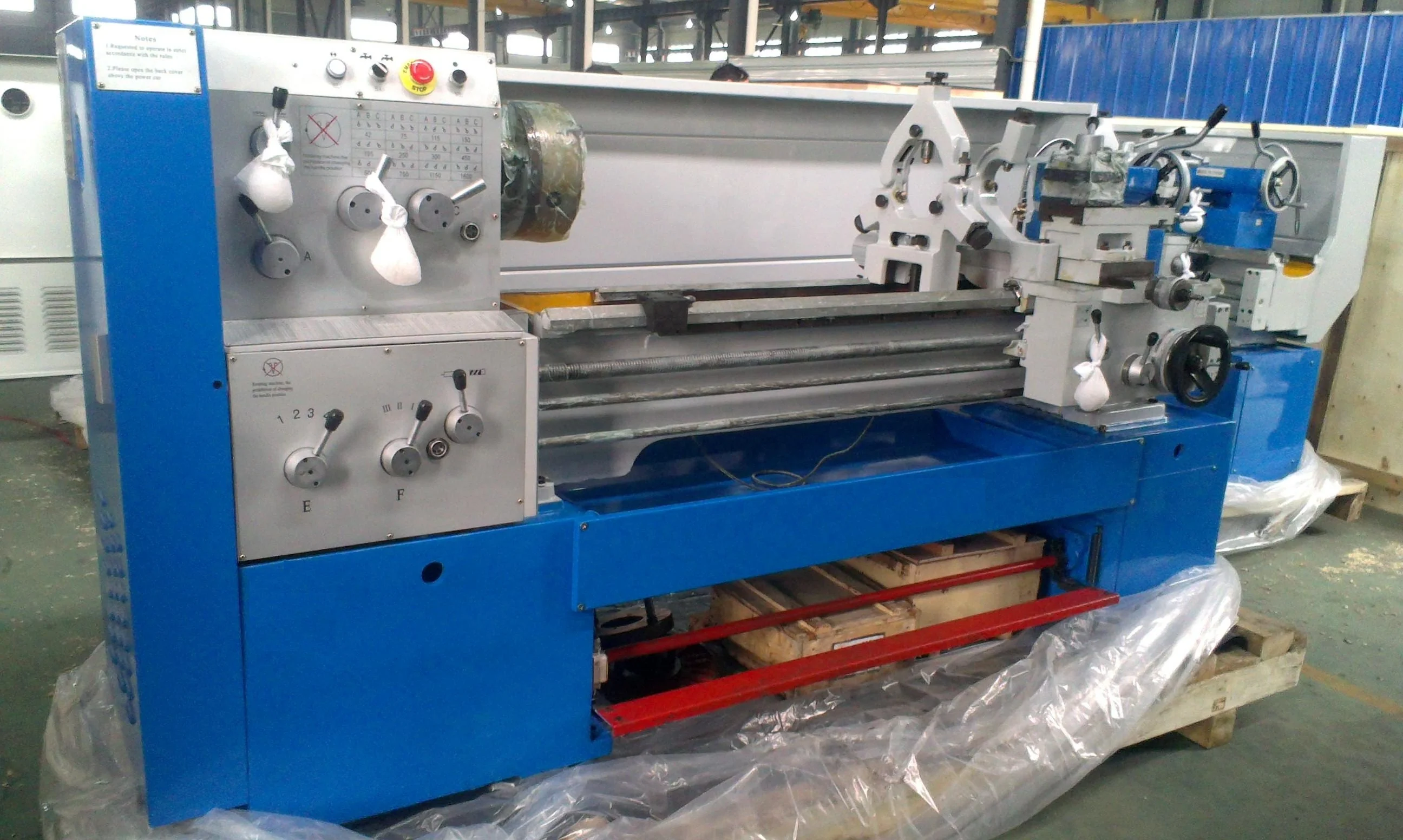 Airow 1500mm Length C6240C 52mm Spindle Metal Manual Lathe Machine Torno for Sale