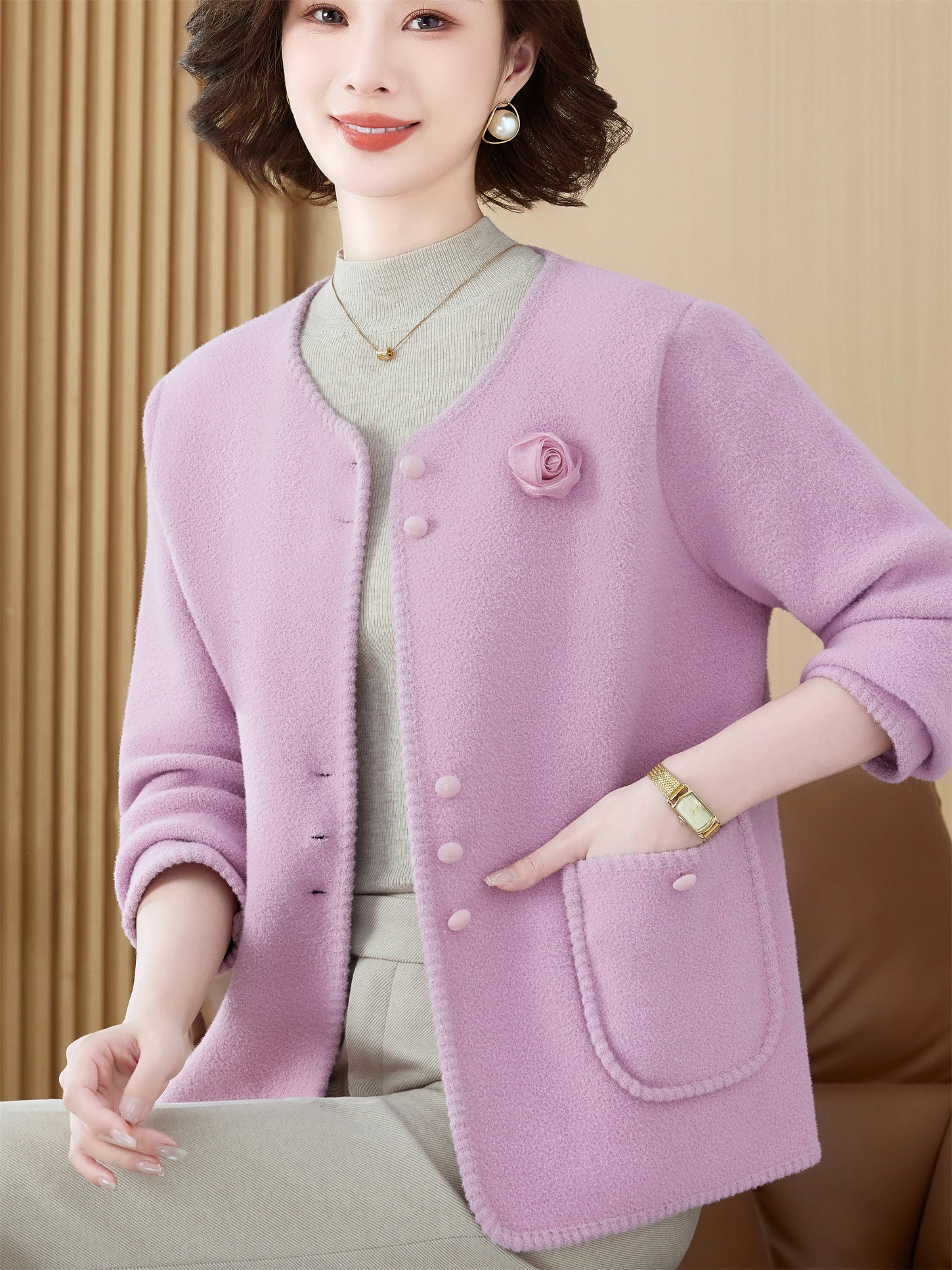 

Faionable Autumn New Double-Faced Woolen Jaet Mommy Sle Warm Cardigan Ele Small Fraance Wind Women's Top for Midd...