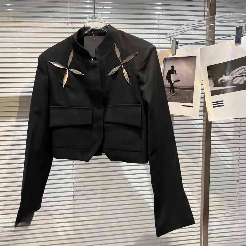 قطعة معدنية عصرية مزينة بياقة واقفة ort Jaet للسيدات طقم مزدوج للخريف وصل حديثًا معطف قرد أنبوبي مستقيم