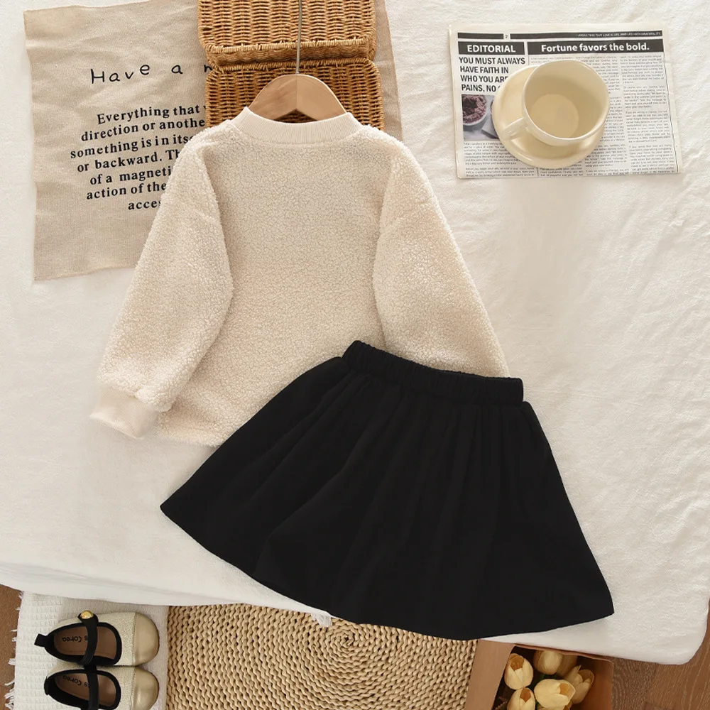 2PCS Spring New Style For 3-7 Year Old Girls Comfortable Sweet And Cute long Sleeve Top +Short tutu Skirt Set