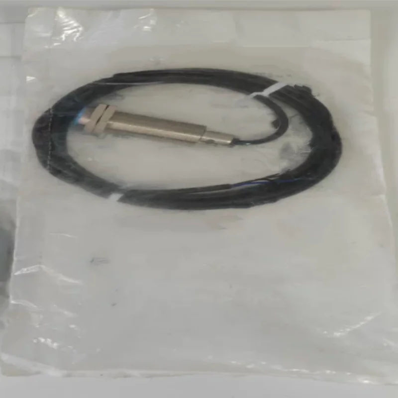 Brand New Original Proximity Switch 7900007 IM08-02BPO-ZT1  7902125 IM18-08NUO-ZUO   1040985 IME18-12NPOZC0K