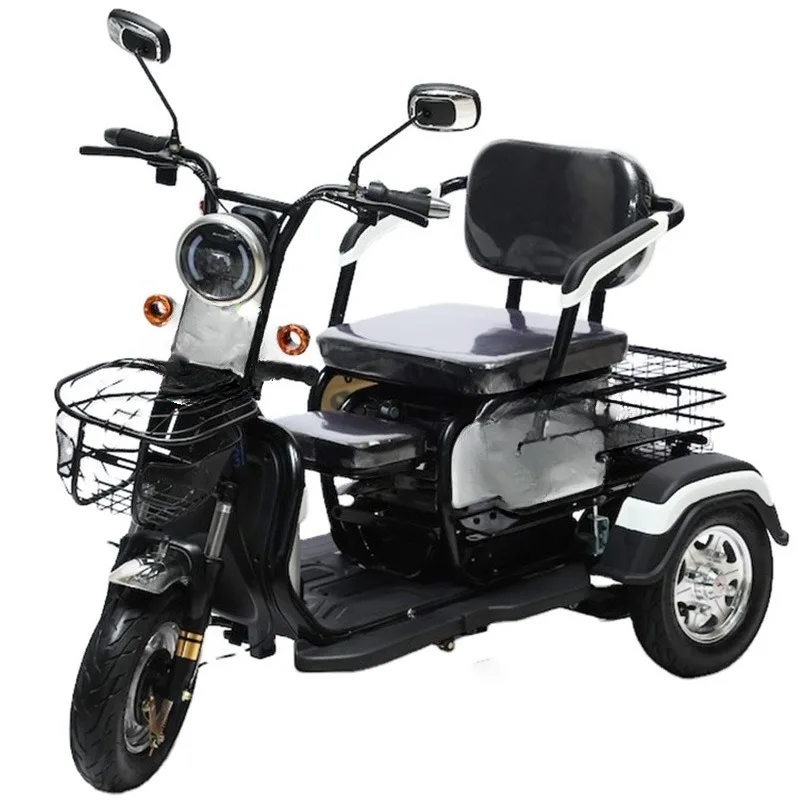 Powerful family battery car, dual-purpose for commuting passengers and goods