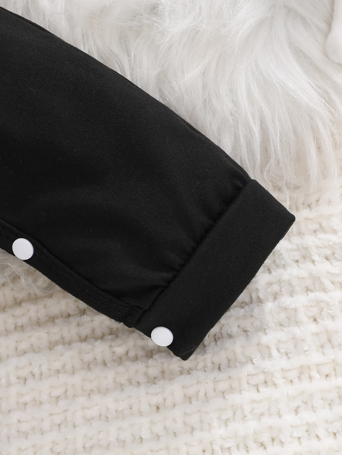 【Authorized】Disney Minnie Mouse Baby Long-Sleeve Romper, Cute Pattern Print, Round Neck, Soft and Comfortable, Machine Washable, Suitable for All Seasons, Suitable for Outdoor Wear