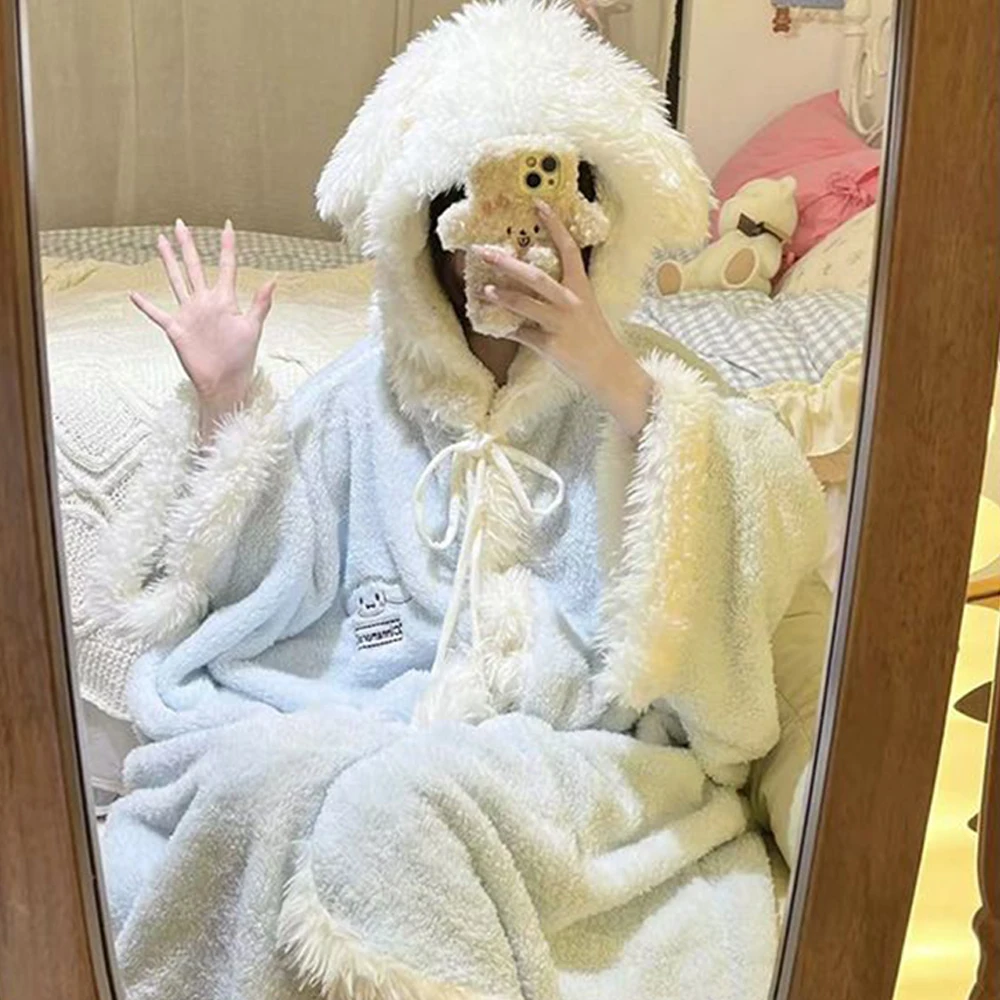 New Cinnamoroll Plush Robes Autumn Winter Sanrios Kawaii Women's Pajamas Kt Hooded Velvet Thickened Cute Girl Sleepwear Cloak