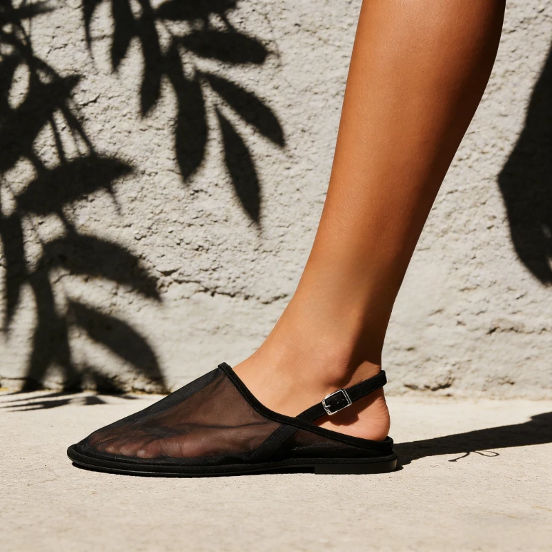 女性サンダル 2026 夏フラットメッシュ通気性バックストラ - Slip On Mule Flat のレビューと価格