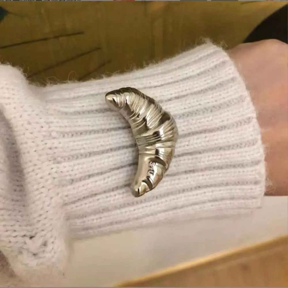 شخصية سبيكة الكرواسون بروش خمر الملابس المعدنية الفضية دبوس مجوهرات اكسسوارات شارة الذهب بروش الفتيات #4