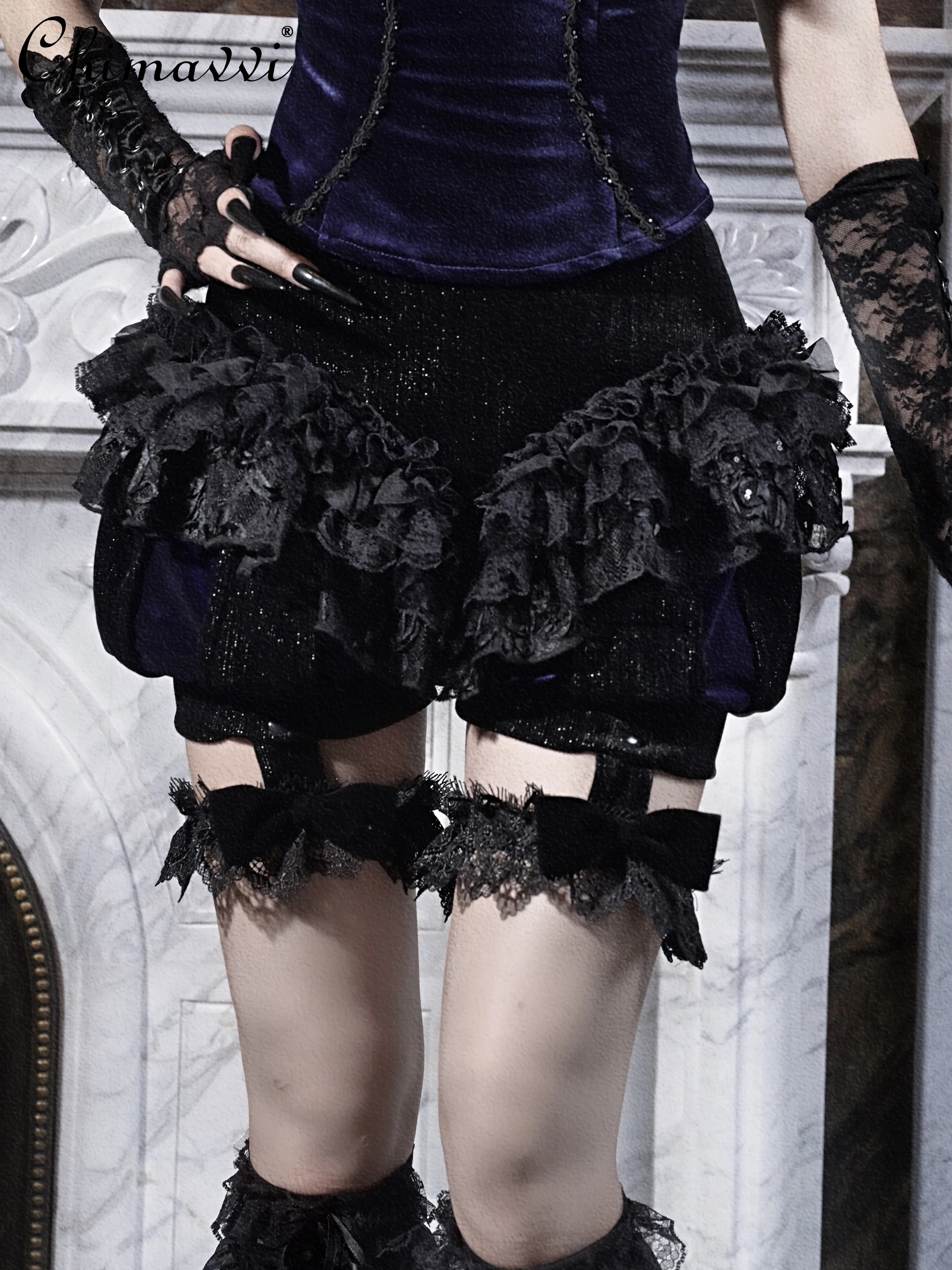 

Original Gothic Court Heavy Velvet Lace Skirt Pants Halloween Dark Girl Lolita Cos Gorgeous Pumpkin Pants Detachable Leg Rings