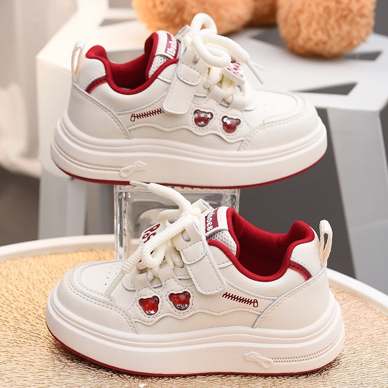 

Children's board shoes, girls' casual shoes, 2026 new spring and autumn children's shoes, anti slip lightweight sports shoes, sm
