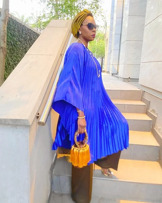 ROYAL BLUE จีบชีฟองผู้หญิงชุด O คอยาวแขนยาวสายชุดราตรีชาความยาวสวมใส่อย่างเป็นทางการ PARTY DRESS