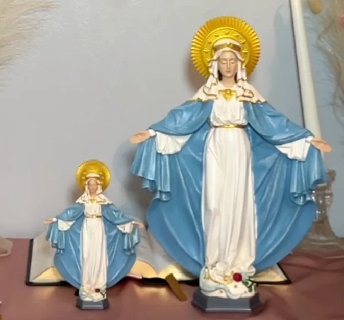 16&30cm Virgin Mary Catholic Statue, our lady of Immaculate Conception, Hand-Painted Resin Blessed Mother Statue for Home Altar
