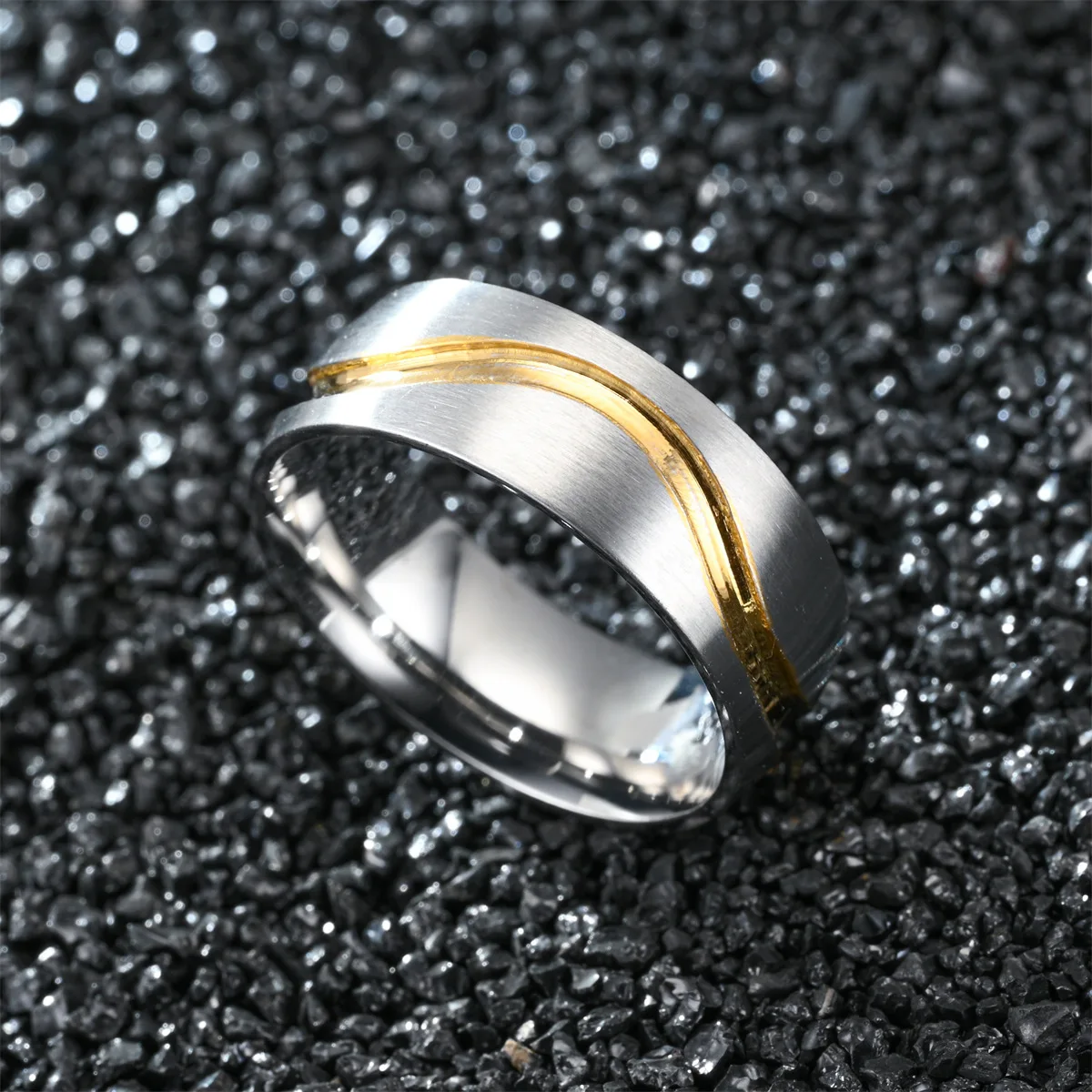 Foreign Trade Hot Selling Simple and Fashionable Diagonal Gold Oil Steel Color Gold Wave Ring Men's Couple Gift