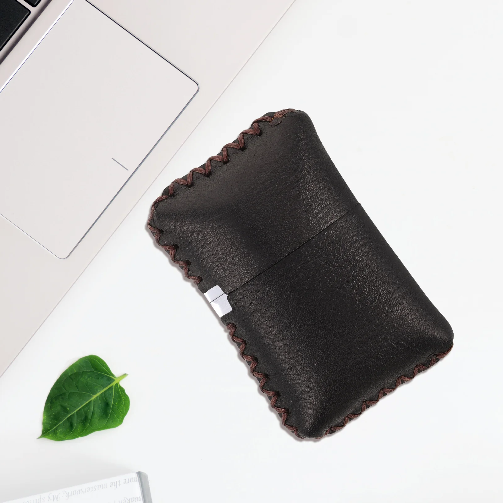 

Cowhide Lighter Cover: Vintage Protective Case Scratch Resistant Durable Storage Sleeve For Torch Smoke Outdoor Travel Portable