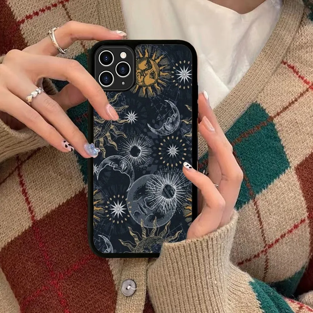 Witches Moon Tarot Mystery Totem Phone Case Magesafe Magnetic Wireless Charge Case For Samsung S10 20 30 22 23 24 Plus Lite