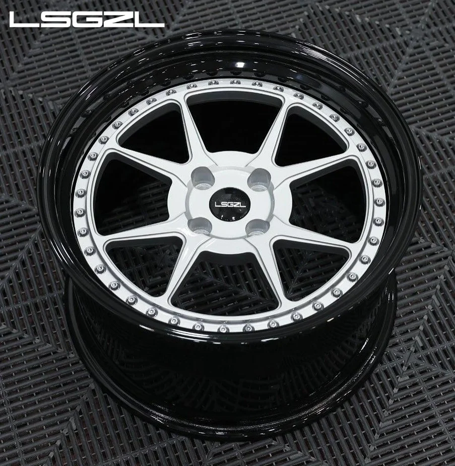 Factory Direct Custom Forged Wheels Size 15-24 Inch Multi-Spoke Design New Condition Polished Alloy Material