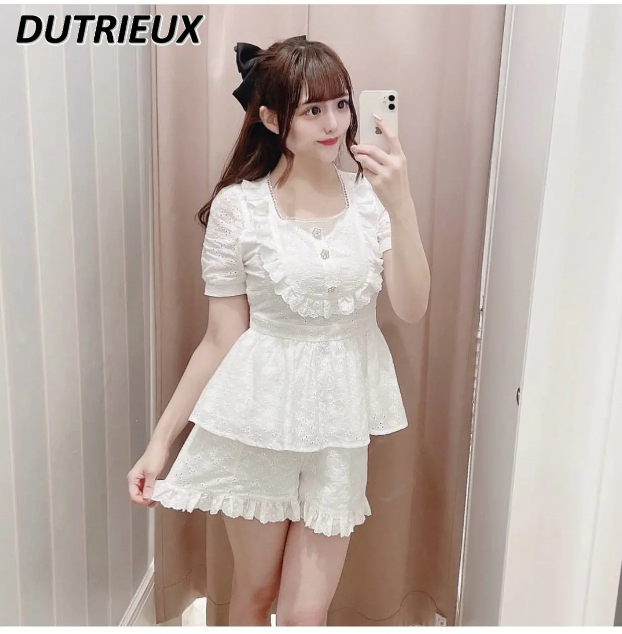 

Lady Rojita Suit Fashion Japanese Style Women Shorts Two Piece Set Summer Embroidered Slimming Lace Short Sleeve Top Shorts Set