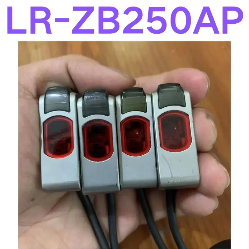 Second-hand test OK Laser sensor ,LR-ZB250AP