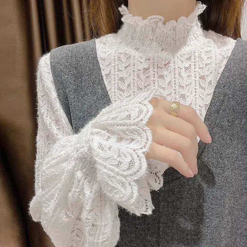 Long Flare Sleeve T-shirts Women Elegant Slim Lace Hollow Out Korean Trendy Plus Velvet Autumn Winter Underlay All-match Chic