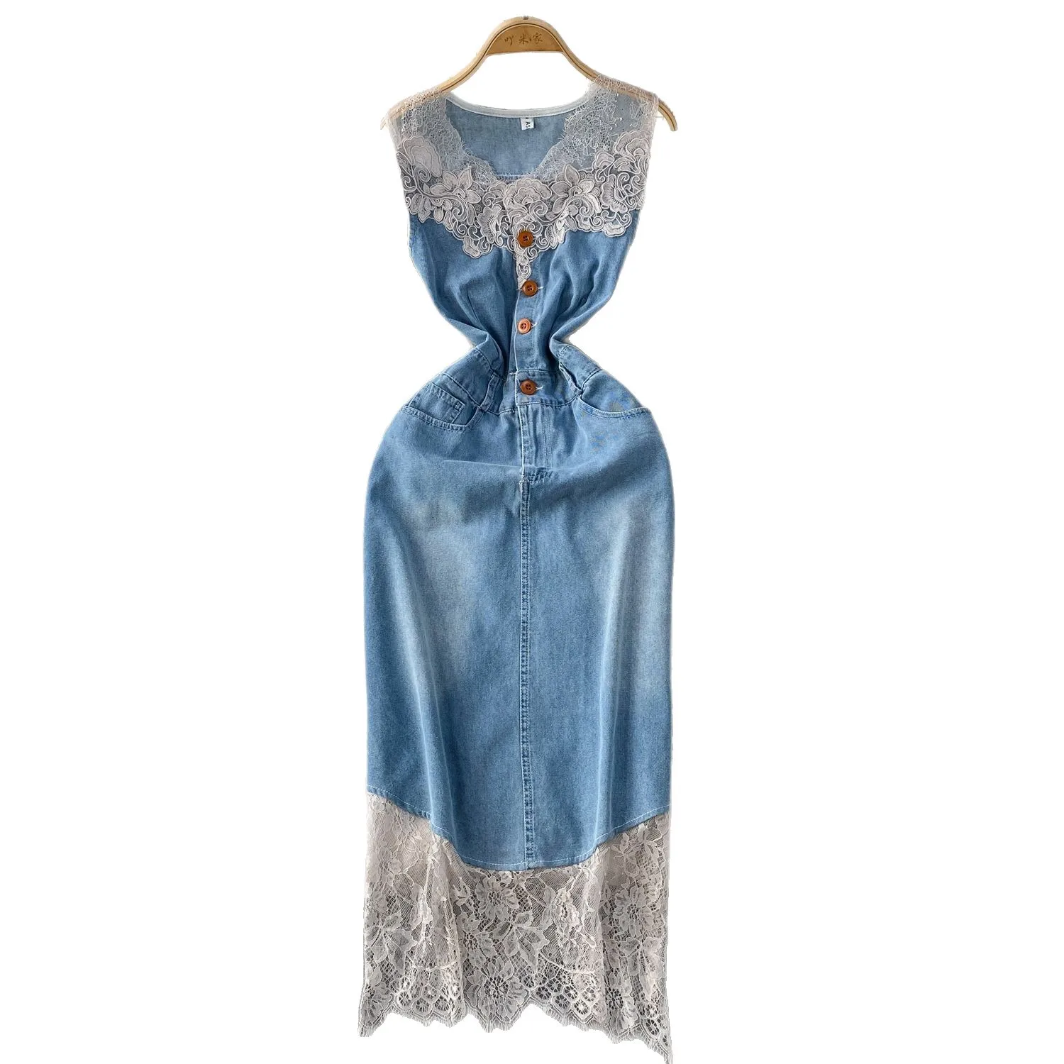 Retro Lace Patchwork V-neck Sleeveless Denim Dress for Women in Summer, with a Waist Cinching and Slimming Effect Y2k Clothes