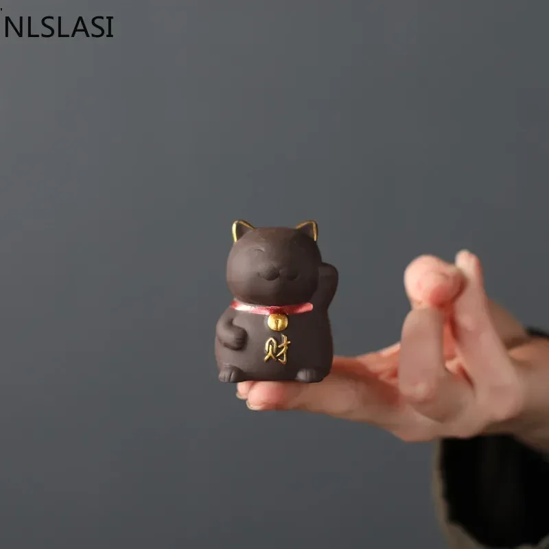 NLSLAISI 1 PCS Yixing Purple Clay Small Tea Pet Lucky Cat Figurine Ornament Boutique Tea Accessories Crafts Home Tea Decoration