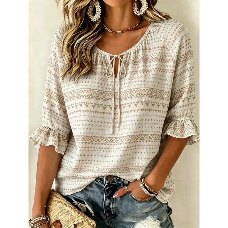 Blusa de Mujer con Cuello de Lazo, Base Blanco Roto con Estampado Tribal Geométrico a Rayas Marrones, Corte Holgado para Atuendos Diarios de Primavera y Verano