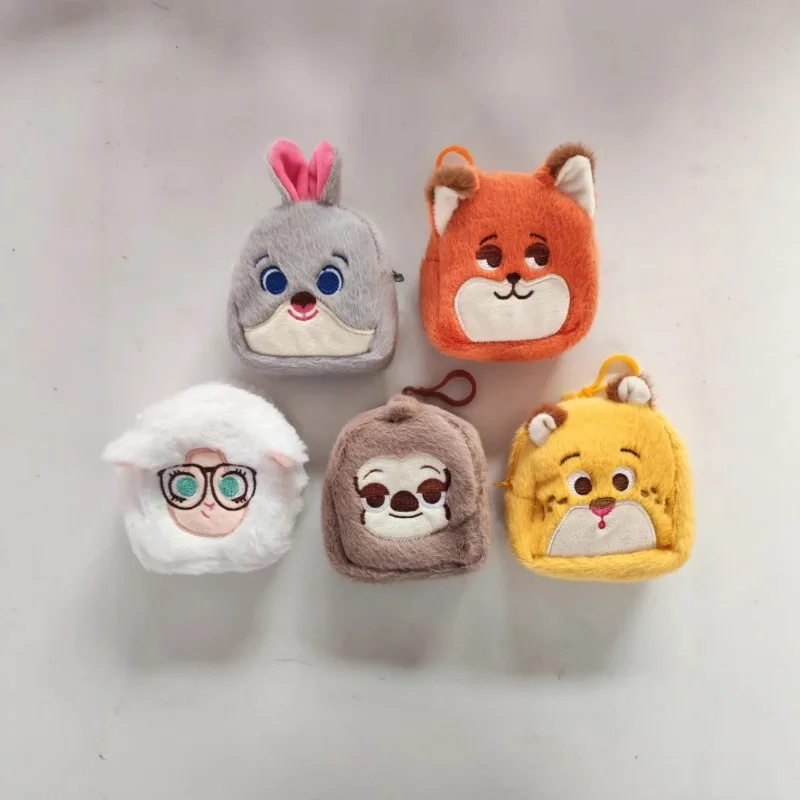 Nuevo Zootopia 2 monedero de felpa llavero conejo Judy Fox Nick muñeca mochila colgante lindo personaje de dibujos animados juguete para regalo para niños