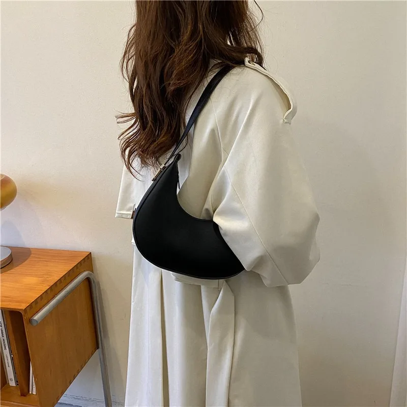 حقيبة نسائية تحت الإبط 2025 تريند حقيبة كتف واحدة بسيطة متعددة الاستخدامات بتصميم متخصص حقيبة هلالية مزخرفة #2