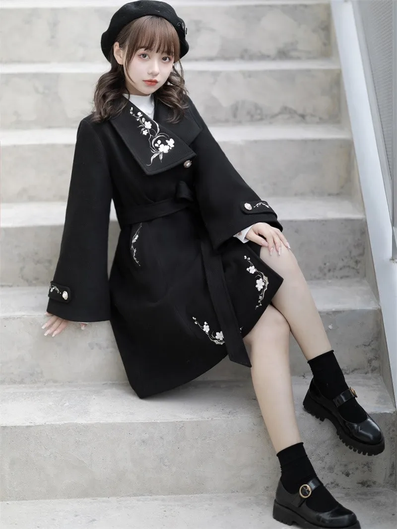 Autumn Winter Lolita Coat Vintage Chinese Style Outwear Retro Embroidery Laced Mid-length Tweed Coat Woman Elegant Flower Jacket