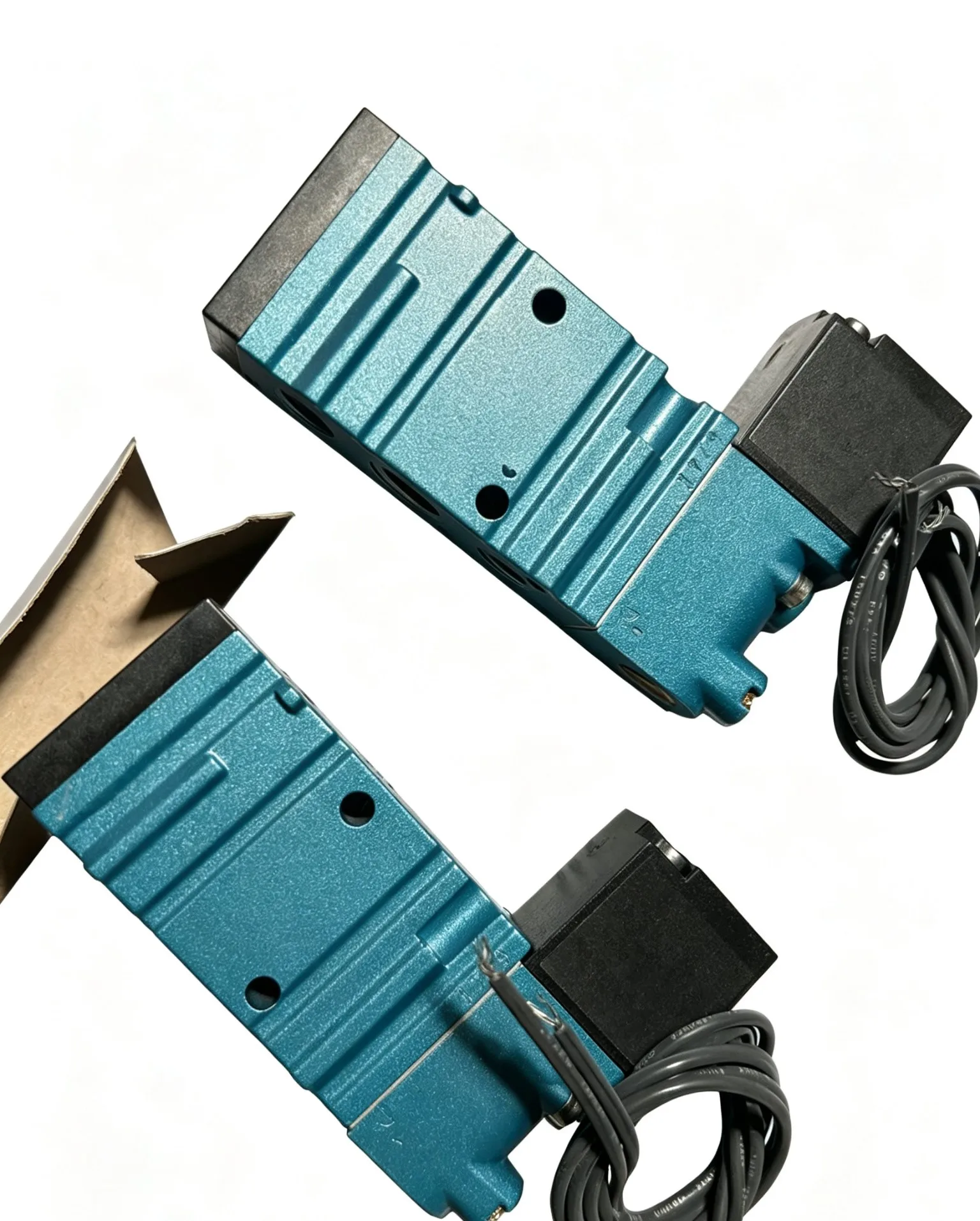 Advanced 411A-D0A-DM-DDAA-1BA Solenoid Valve 4-Way 421A Series USA Origin High Speed Pilot Valve for Industrial Systems