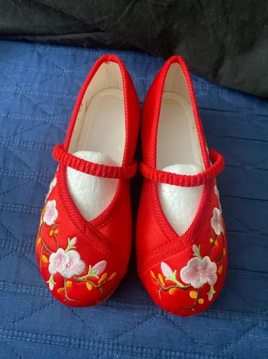 أحذية رقص للأطفال، أحذية رقص مسطحة، أحذية مطرزة على الطراز العرقي التقليدي القديم، تستخدم لعروض الرقص