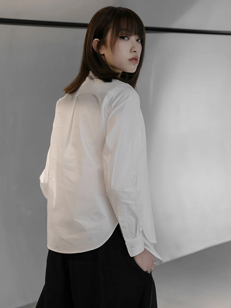 [EAM] Women White Irregular Button Casual Blouse New Lapel Long Sleeve Loose Fit Shirt Fashion Tide Spring Autumn 2024 1DF5701