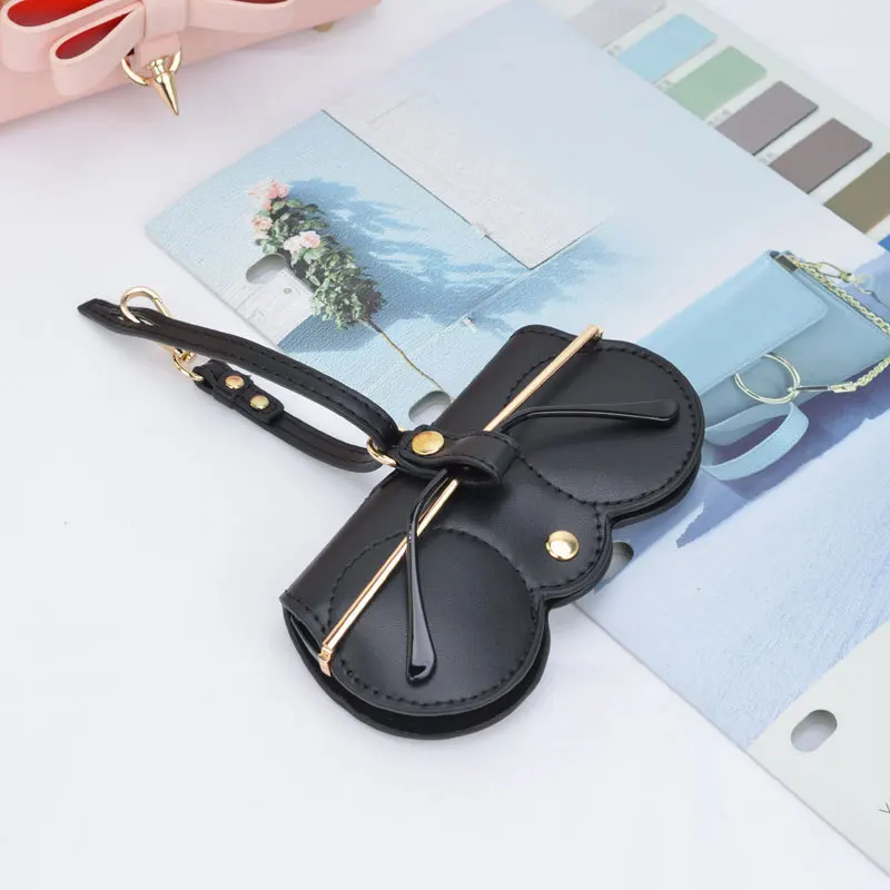 Sunglasses Bag PU Popular Portable Eyeglass Bag Hanging Decoration Sunglasses Case Protective Clip Eyeglass Bag Protective Bag