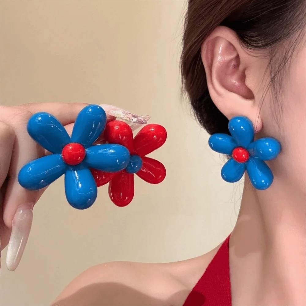 Asymmetry Design Flower Stud Earrings Colorful Bright Color Enamel Drip Glaze Earrings Blue and Red Chunky Petal