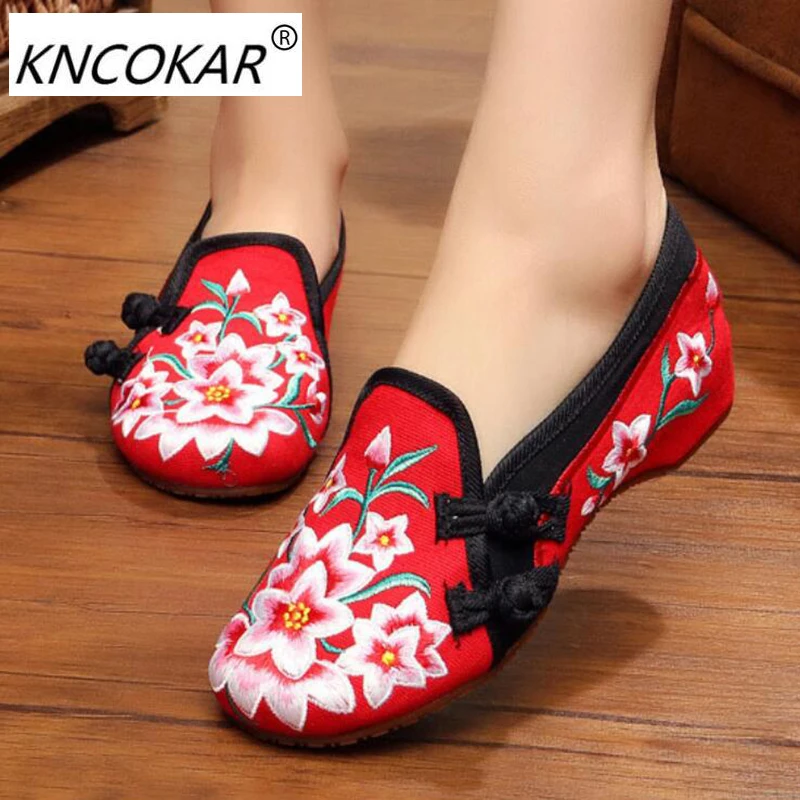 fashion National style embroidered sequined flowers embroidered slippers canvas shoes exotic wind Female cool slippers