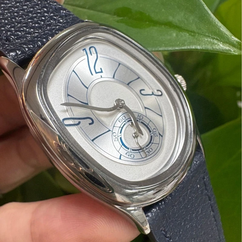 Newly designed uniquely twisted original watch for women and men unisex watch niche design leather strap quartz wristwatch