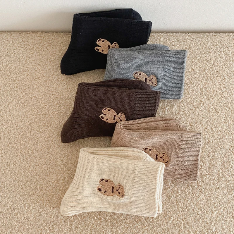 Herbst Winter Baumwolle Kinder Socken koreanischen Retro-Stil Bär Stickerei Mädchen Junge Kleinkind gestrickte Socken Wärme Rohr Socken für 1-9 Jahre