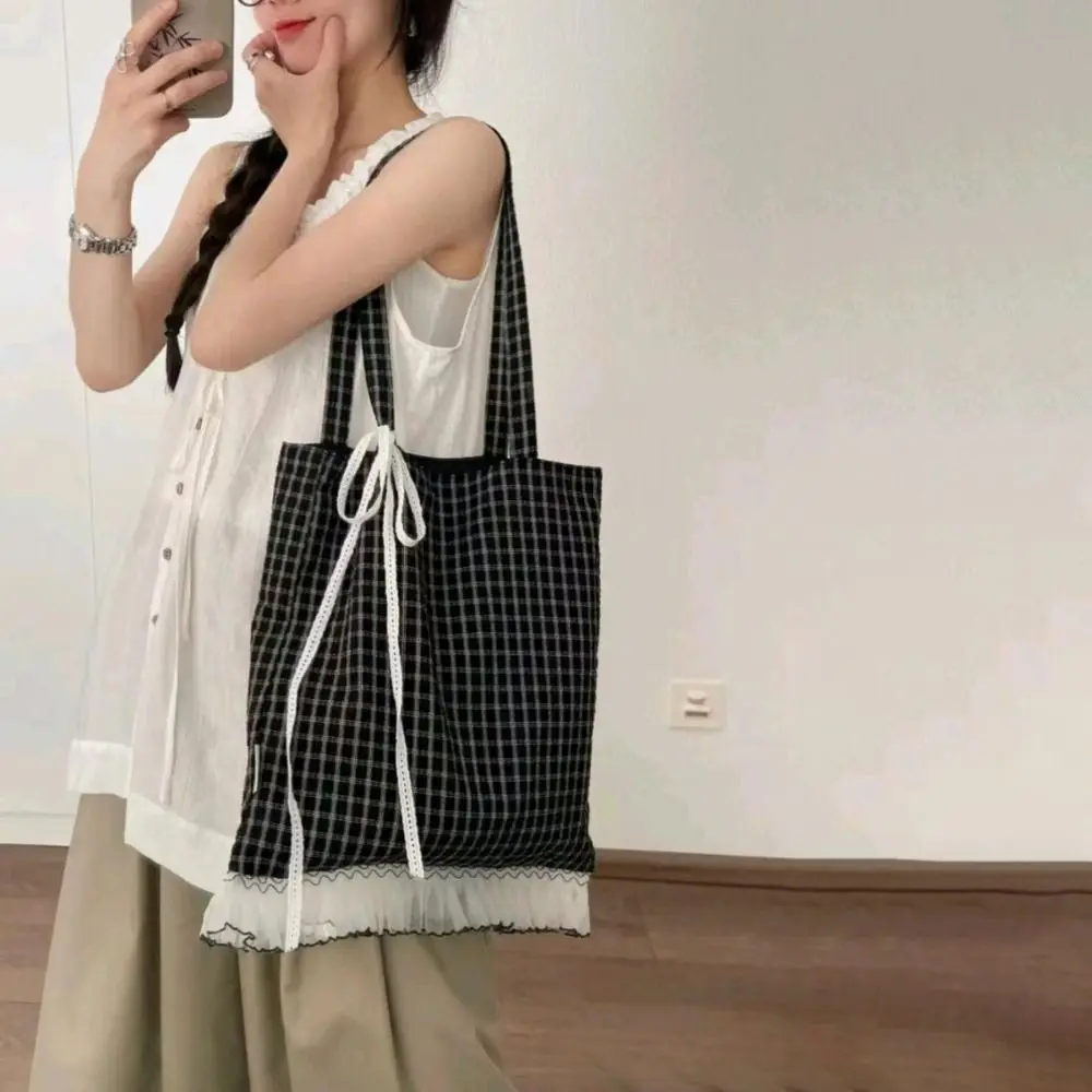 

Portable Polka Dot Ruffle Lace Canvas Bag Sweet Korean Style Bow Shoulder Bag Casual Large Capacity Plaid Shoulder Bag Outdoor
